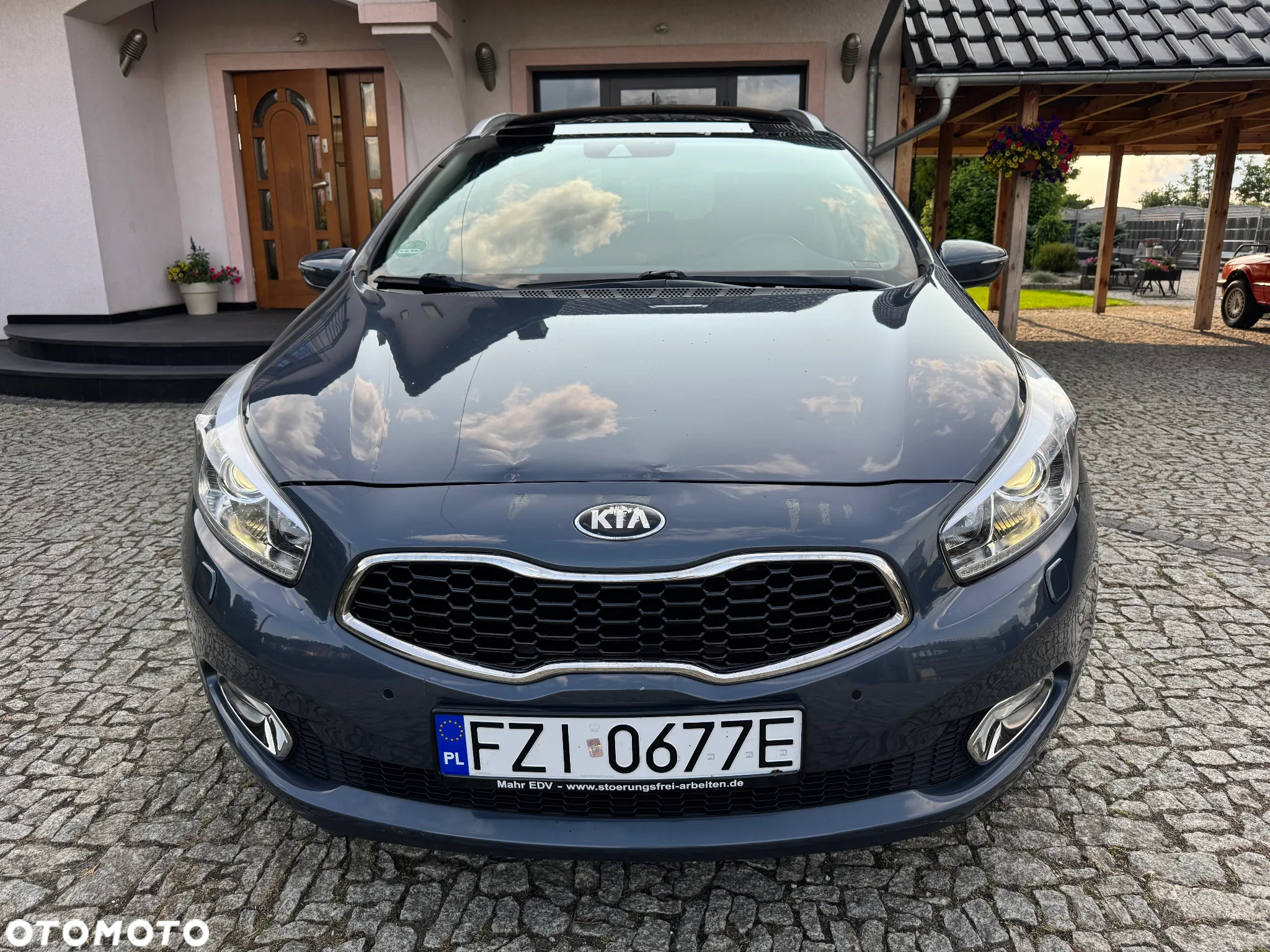 Kia Ceed 1.6 CRDi 128 SW Platinum Edition - 2