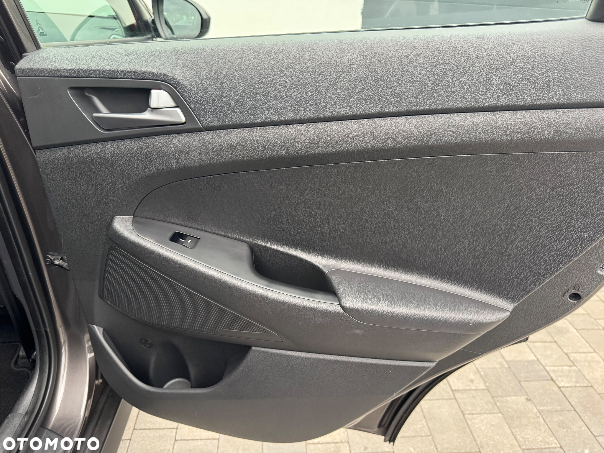 Hyundai Tucson 1.6 T-GDI GO 2WD - 34