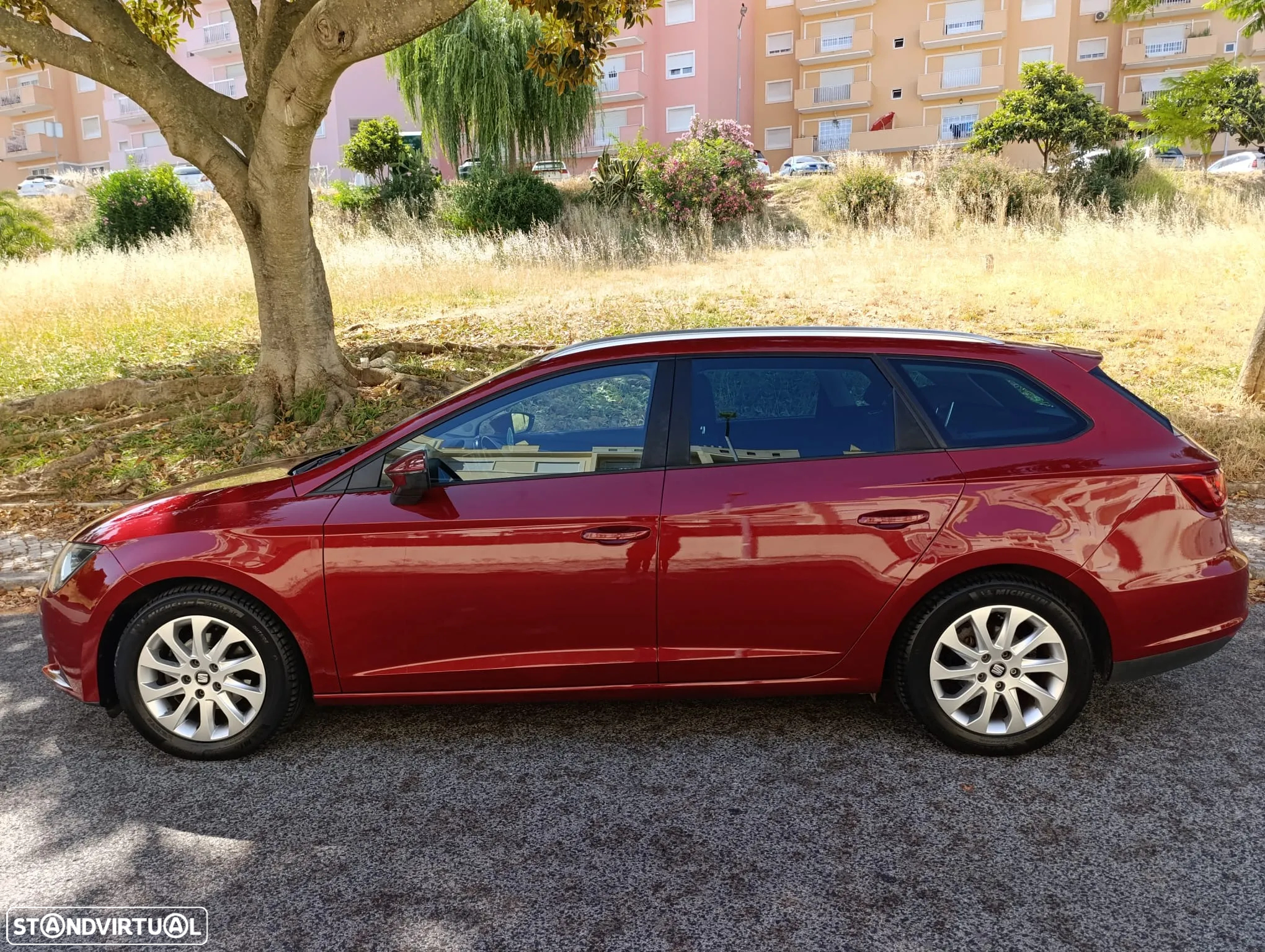 SEAT Leon ST 1.6 TDI Reference Ecomotive - 10
