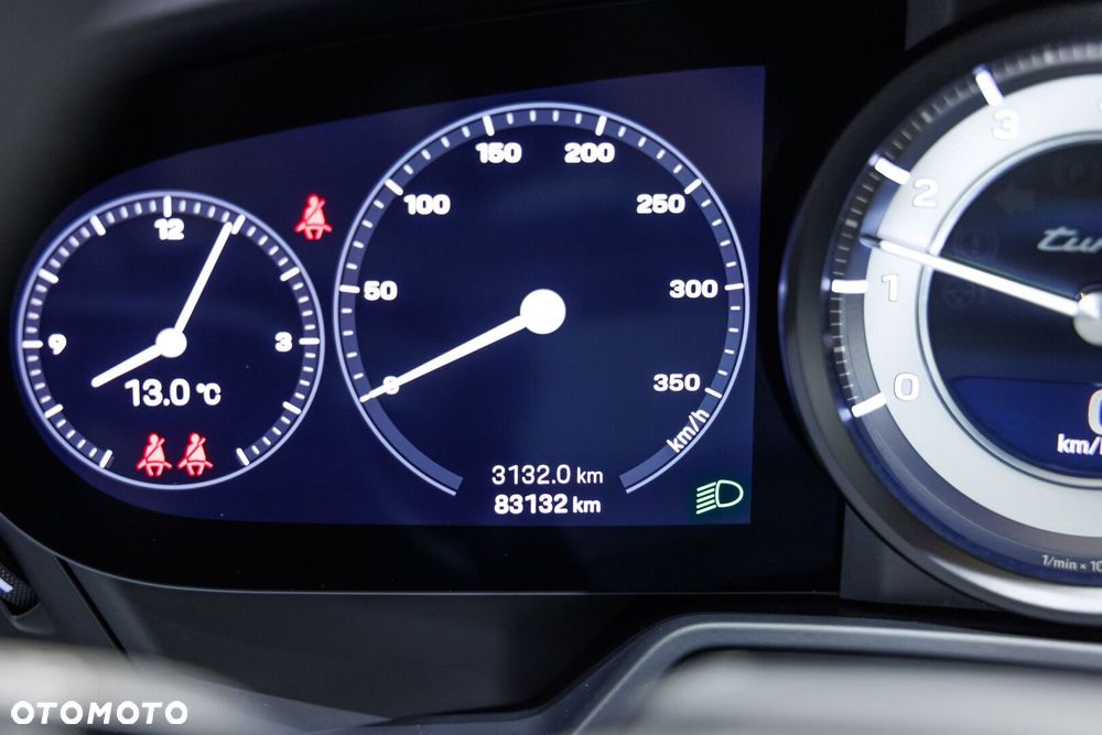 Porsche 911 Turbo - 11