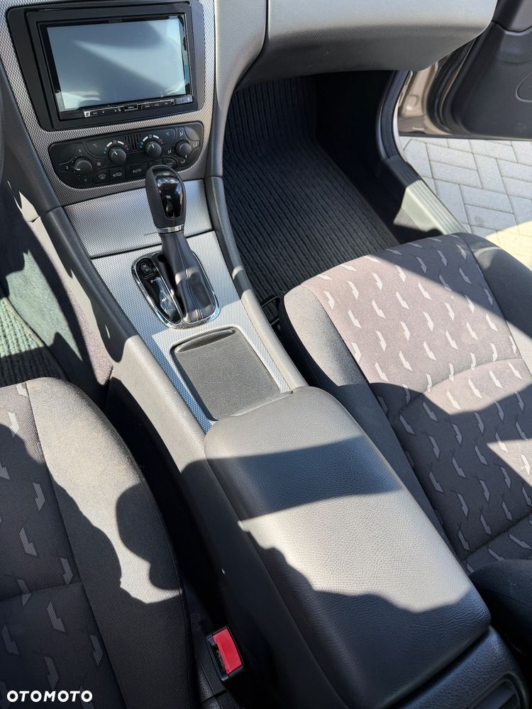 Mercedes-Benz Klasa C 200 Kompressor Automatik - 13