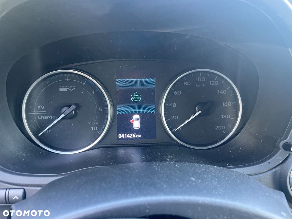 Mitsubishi Eclipse Cross 4WD Top - 19