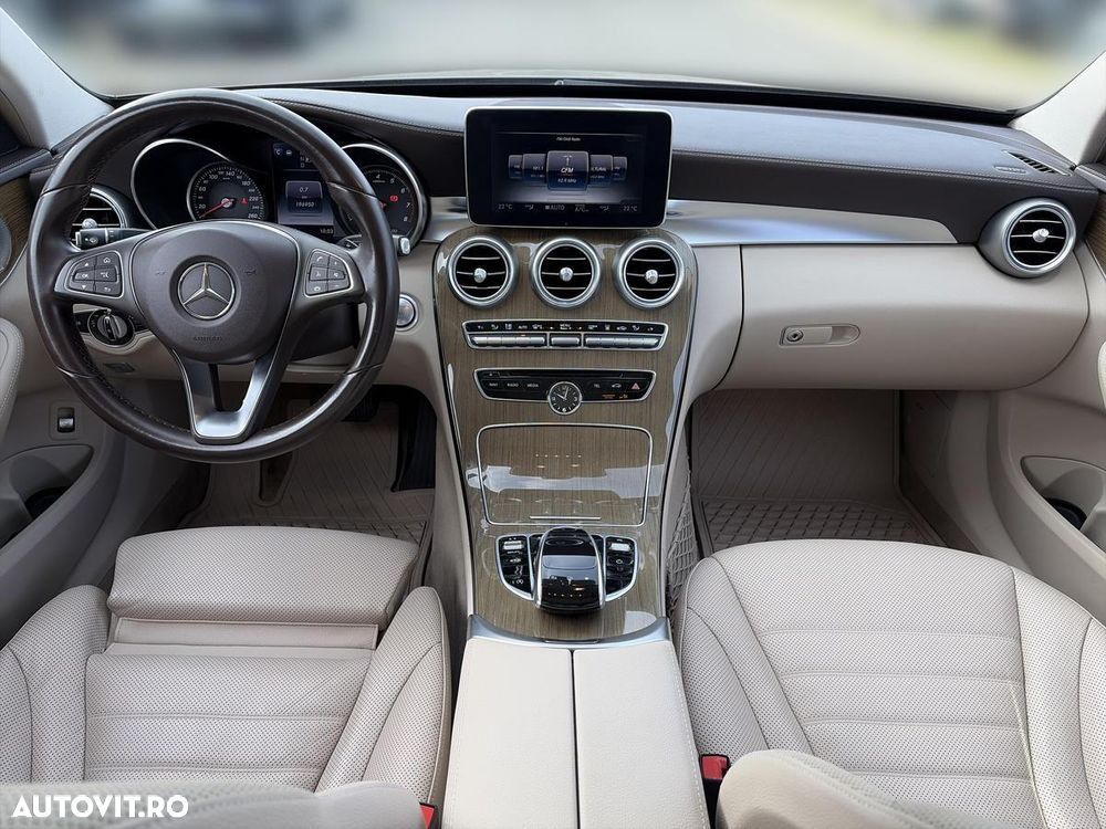 Mercedes-Benz C 400 4MATIC - 13
