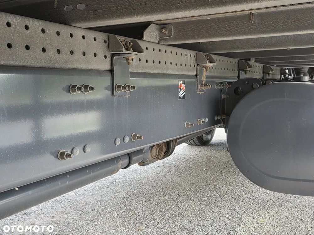 Renault T 380 / KONTENER / IZOTERMA / WINDA  /  18 EUROPALET / SYPIALKA  / AUTOMAT / JAK NOWA / E6 / SPROWADZONA / - 20