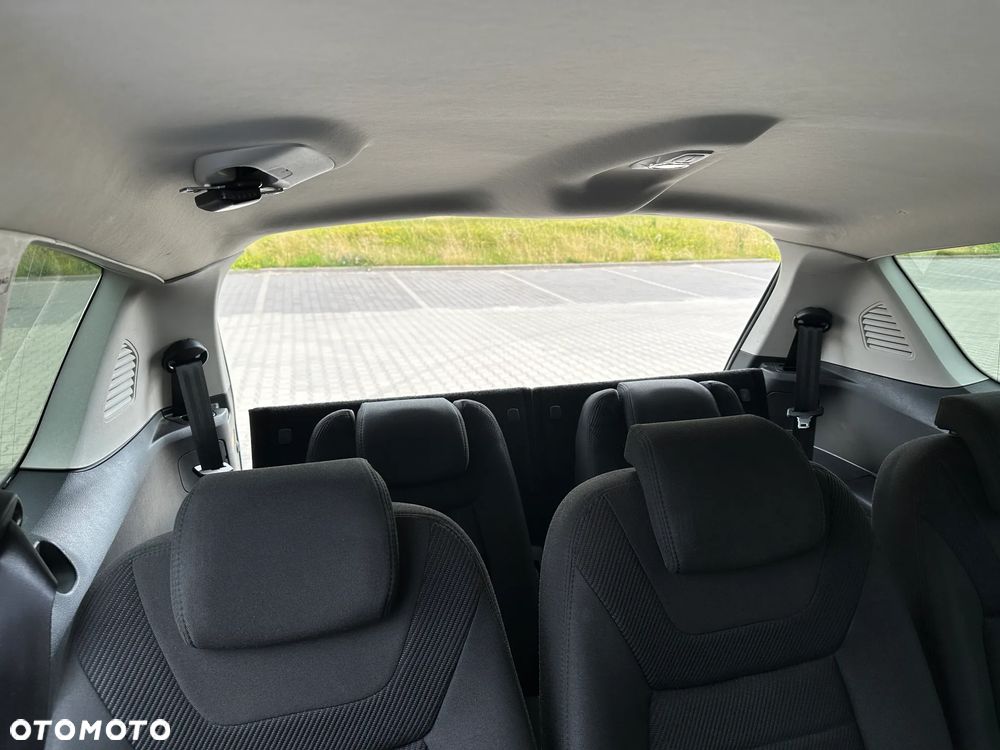 Ford S-Max 1.6 T Titanium - 36