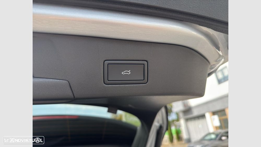 VW ID.4 79 kWh Pro Black Style - 17