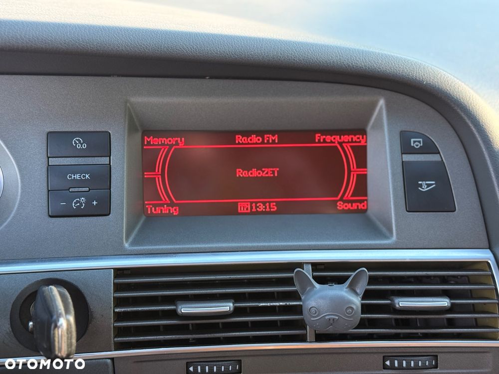 Audi A6 Avant 2.0 TDI - 26