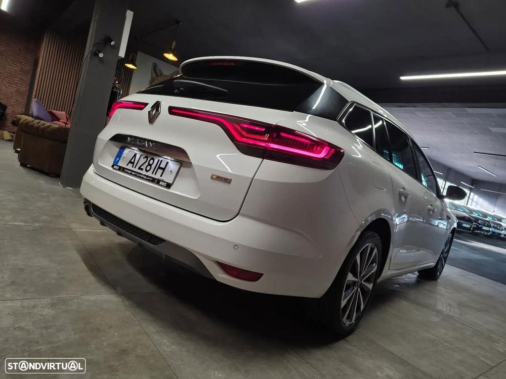 Renault Mégane Sport Tourer 1.5 Blue dCi R.S. Line — fotografia 5