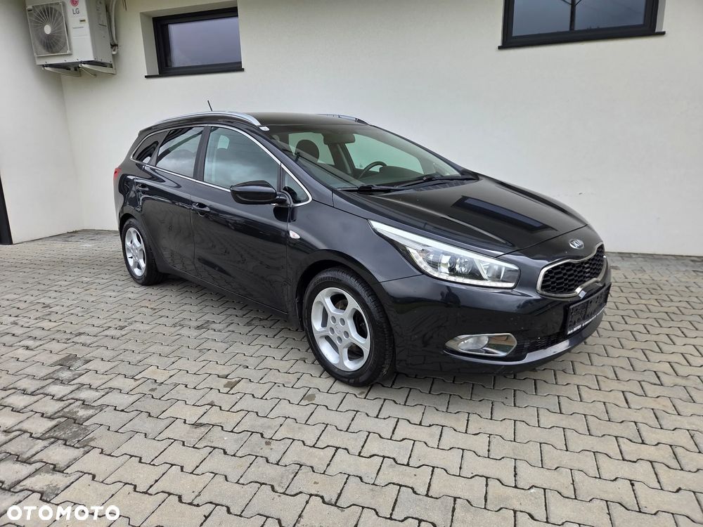 Kia Ceed - 5