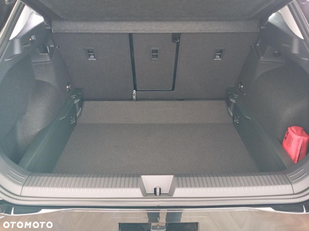 Volkswagen T-Roc - 11