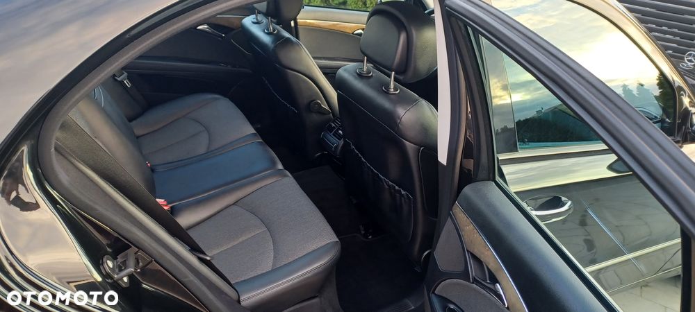 Mercedes-Benz Klasa E 200 Kompressor Avantgarde - 26