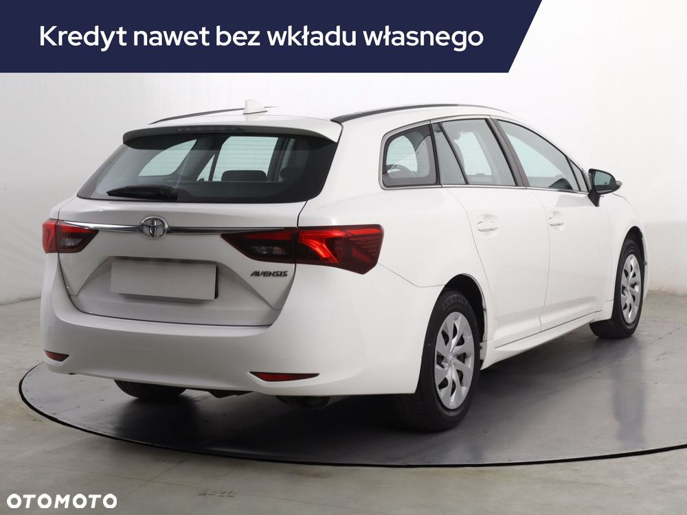 Toyota Avensis - 6