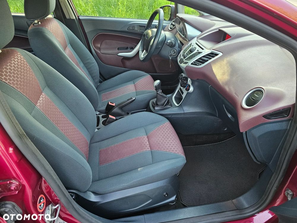 Ford Fiesta 1.25 Titanium - 14