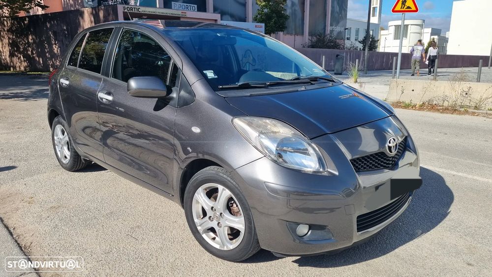 Toyota Yaris - 5