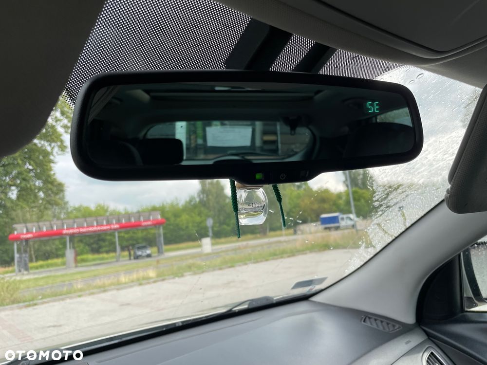 Hyundai ix35 2.0 4WD Automatik Premium - 11