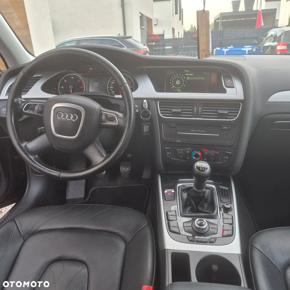 Audi A4 Avant 2.0 TDI Quattro - 12