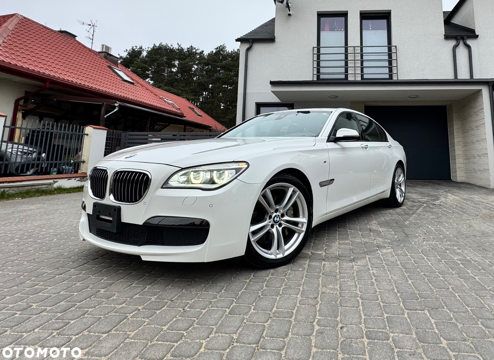 BMW Seria 7 740i - 7