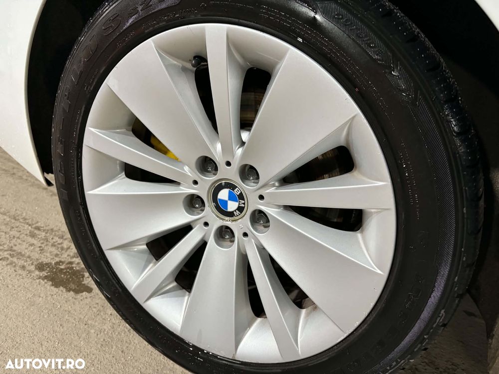 BMW Seria 5 520d - 6
