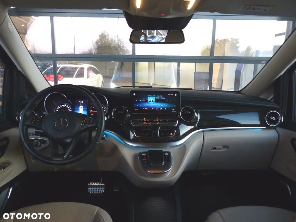 Mercedes-Benz Klasa V 300 d 4-Matic Avantgarde 9G-Tronic (d³ugi) - 22