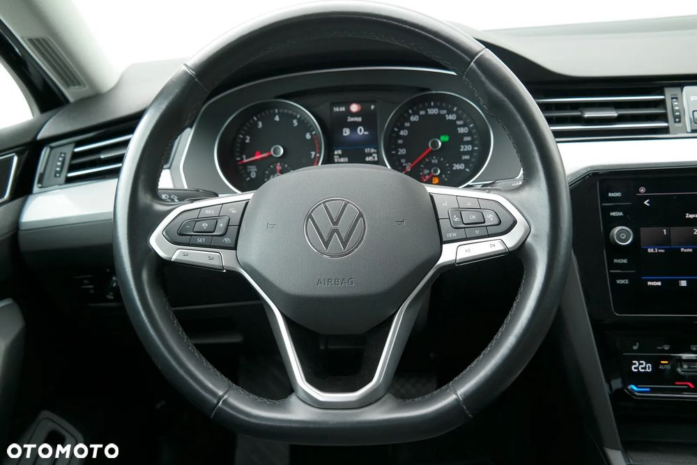 Volkswagen Passat 2.0 TSI Business DSG - 16