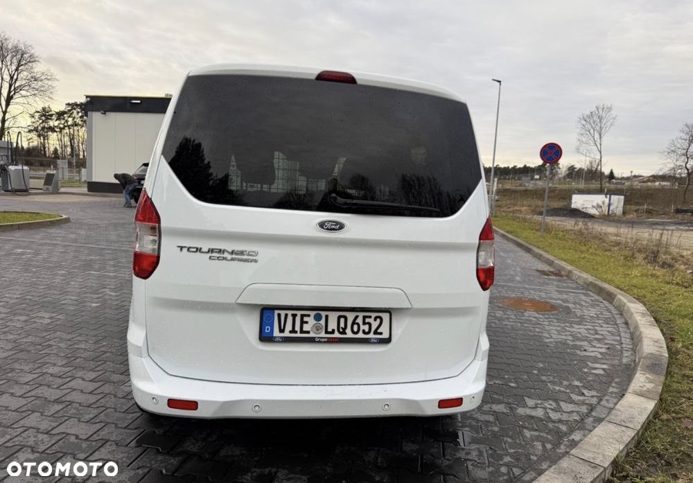 Ford Tourneo Courier 1.5 TDCi Trend - 15