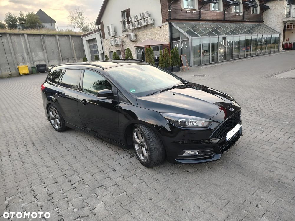 Ford Focus ST - 3