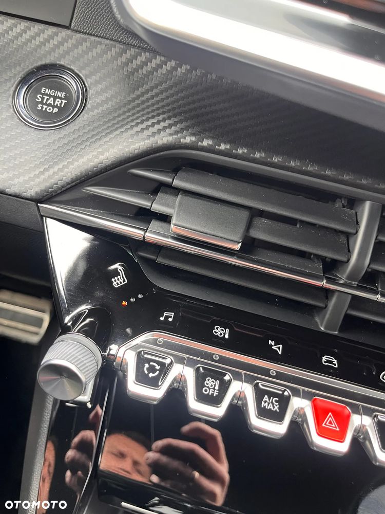 Peugeot 2008 1.2 PureTech GT Pack S&S EAT8 - 20