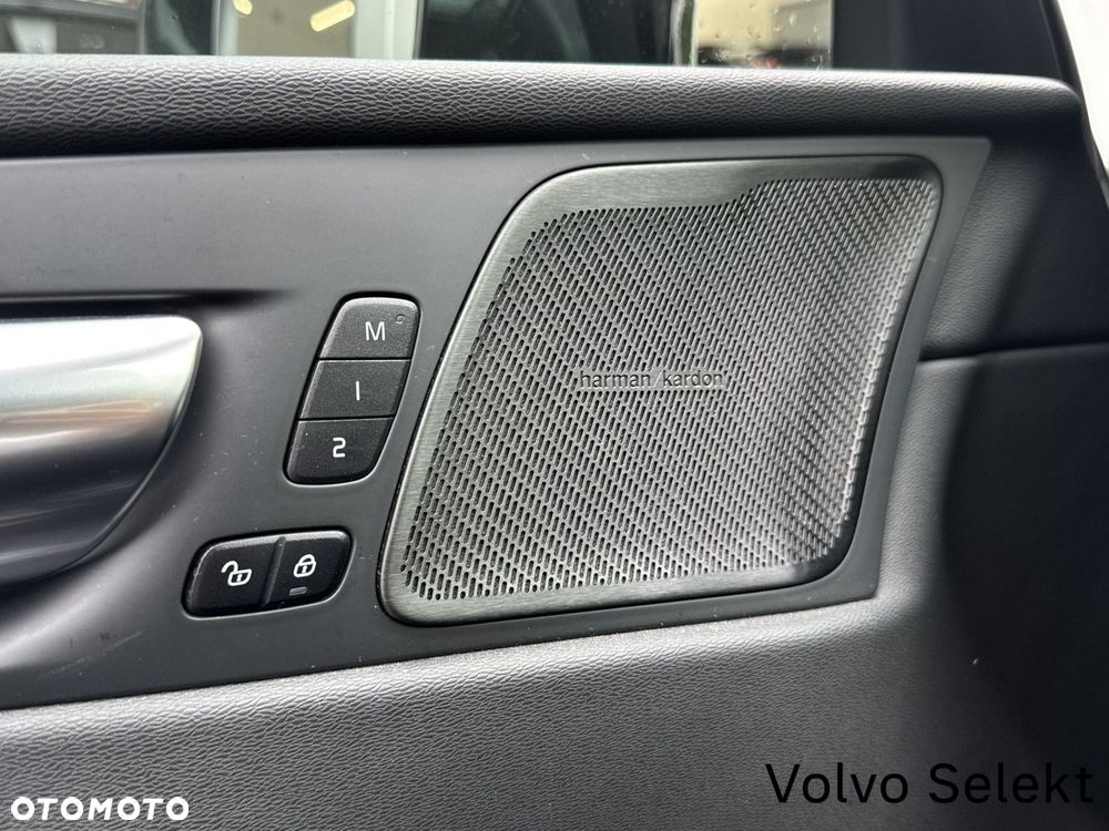 Volvo XC 60 - 22