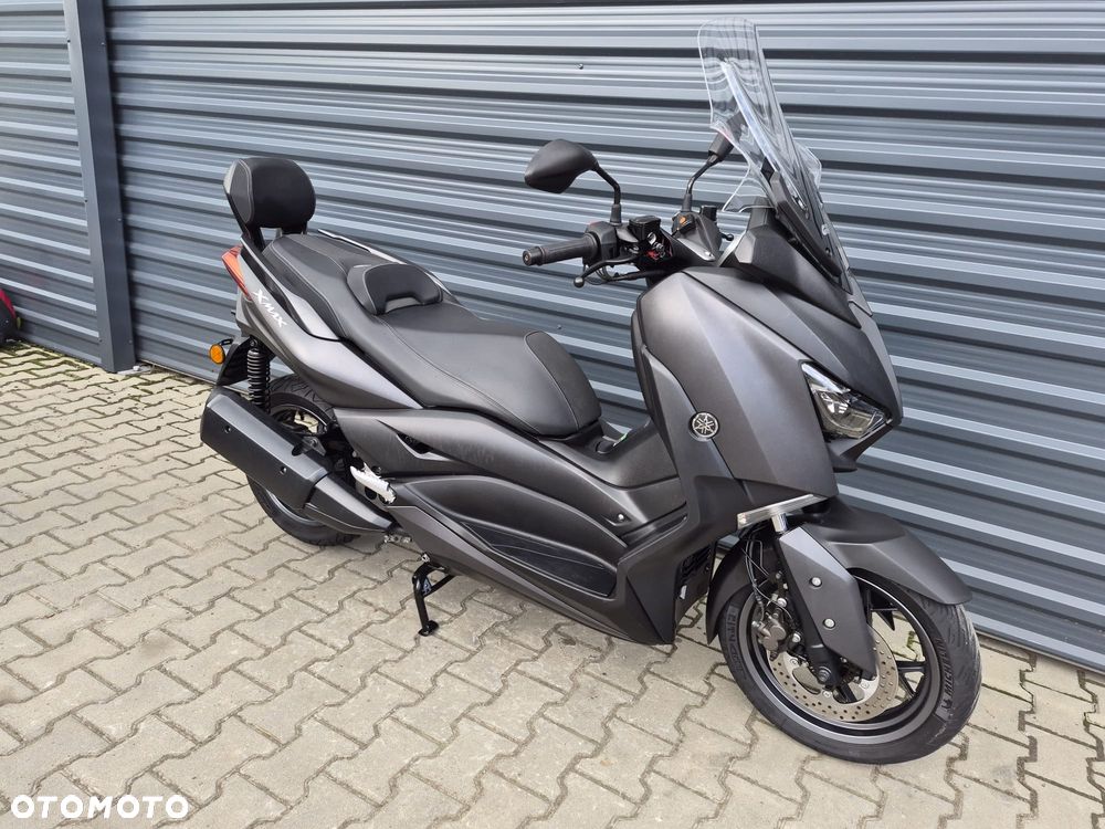 Yamaha X-max - 1