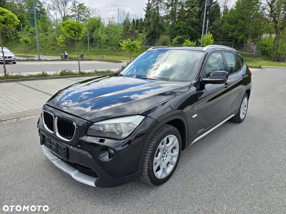 BMW X1 xDrive18d xLine - 23