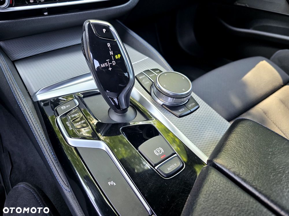 BMW Seria 5 530d M Sport sport - 16