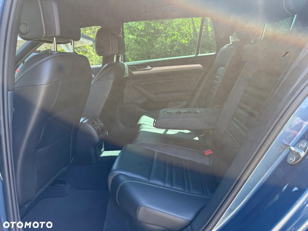 Volkswagen Passat Variant 2.0 TDI SCR DSG BlueMotion Trendline - 10