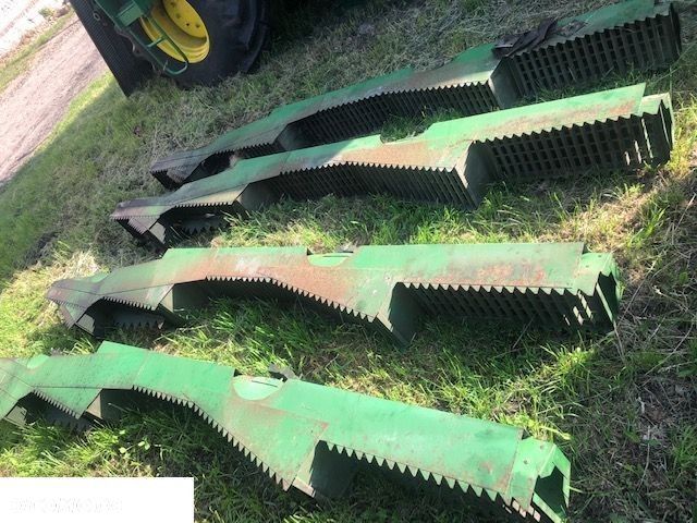 John Deere 1065 - Dzwon | Przekładnia Pąsową Główna | Kabina | Koła Pasowe - [WSZYSTKIE CZĘŚCI] - 9