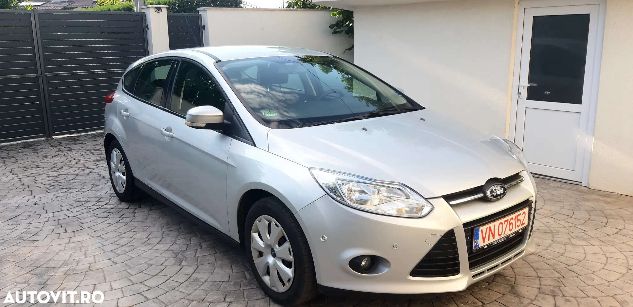 Ford Focus 1.6 Ti-VCT Sport - 3