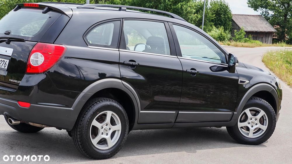 Chevrolet Captiva 2.4 2WD 5 Sitzer LS - 17