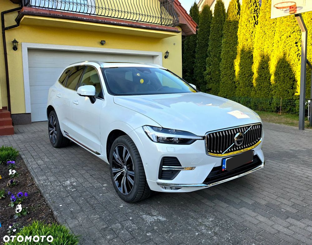 Volvo XC 60 B5 B AWD Plus Bright - 9
