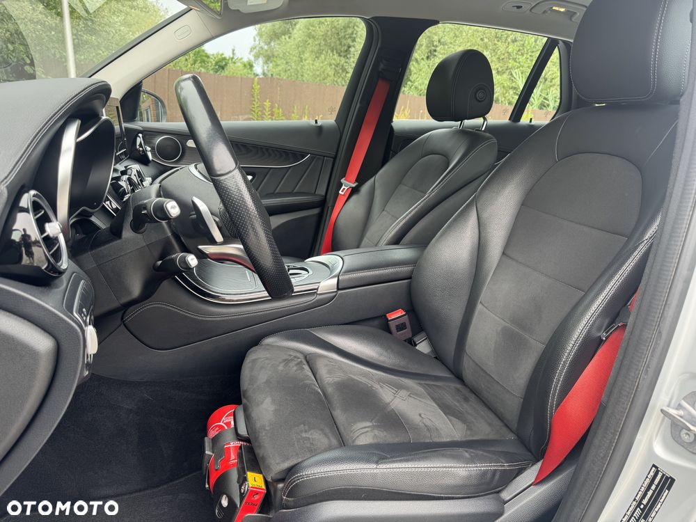 Mercedes-Benz GLC 220 d 4-Matic - 12
