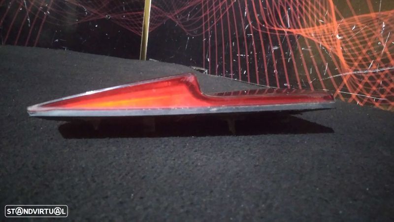 Farolim Stop Direito Mala Fiat Punto (188_) - 5