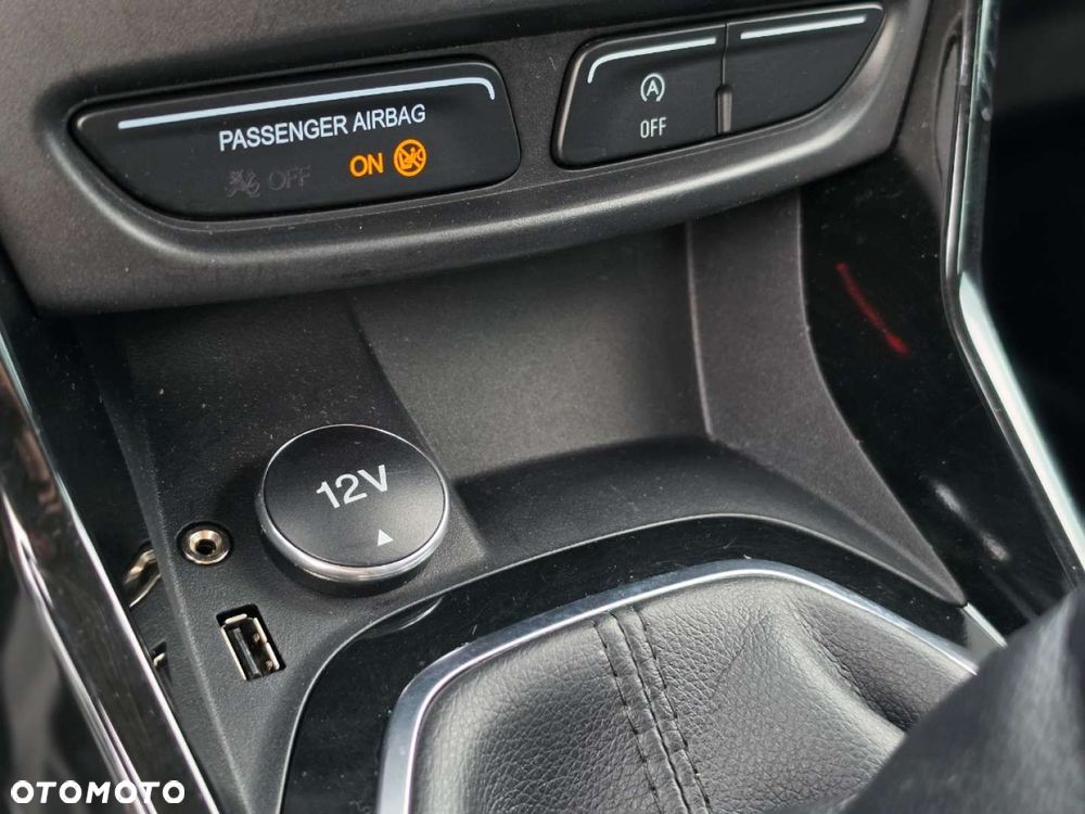 Ford B-MAX - 32