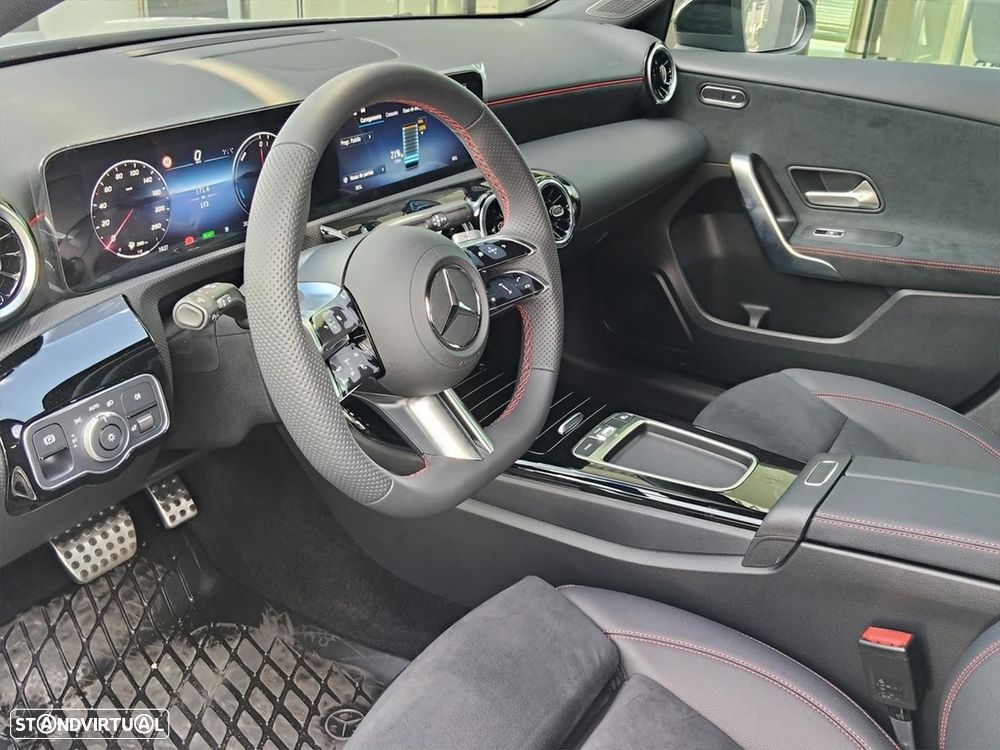 Mercedes-Benz A 250 - 8