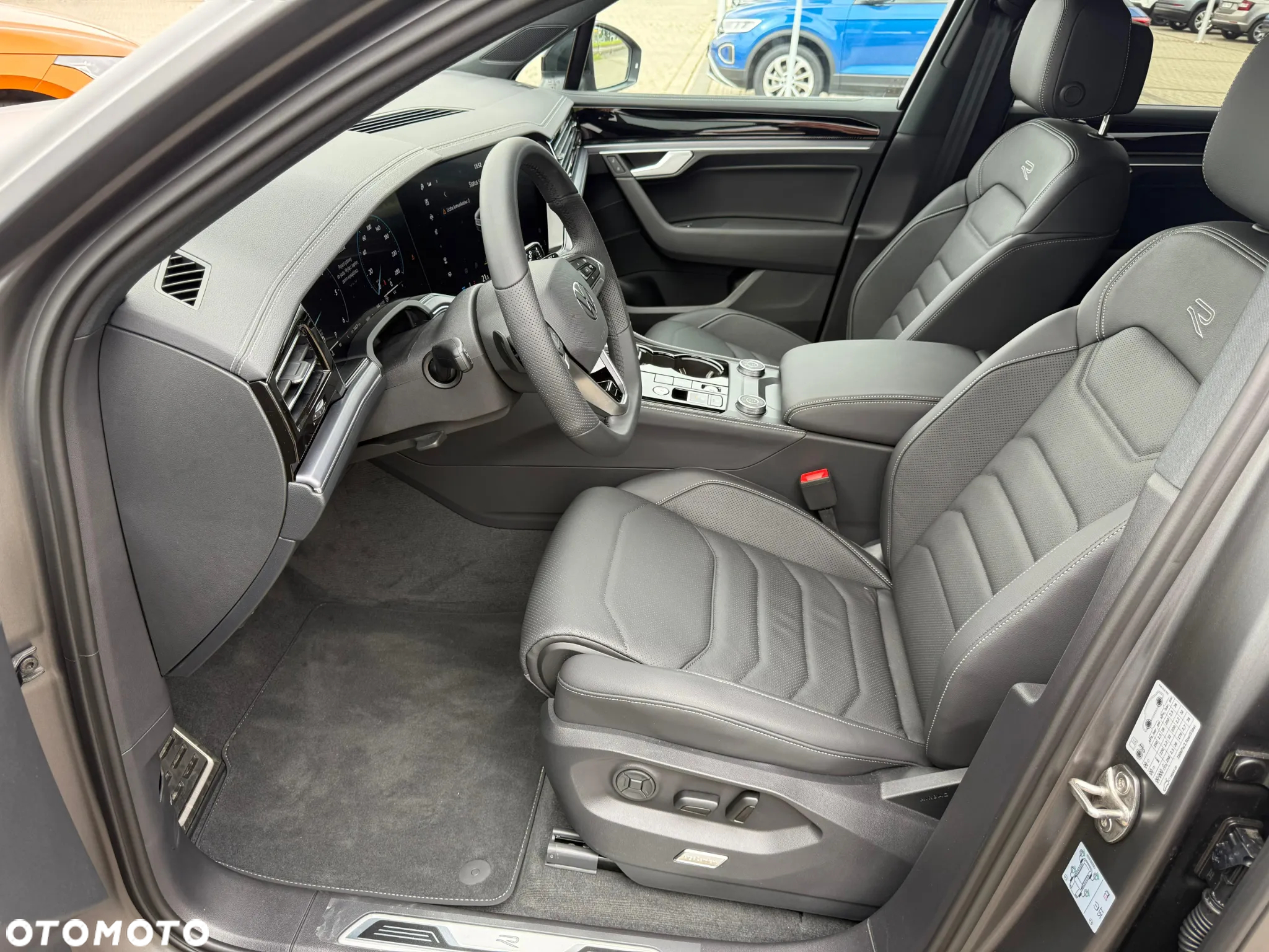 Volkswagen Touareg 3.0 V6 TDI 4Motion R-Line - 10