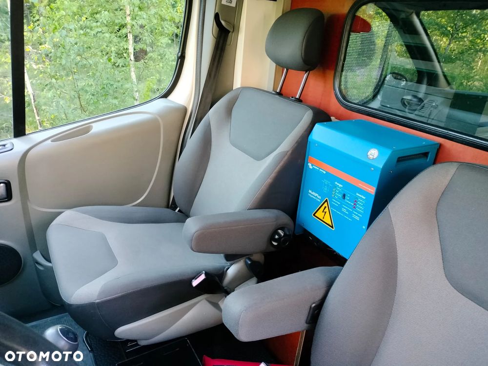 Opel vivaro - 37