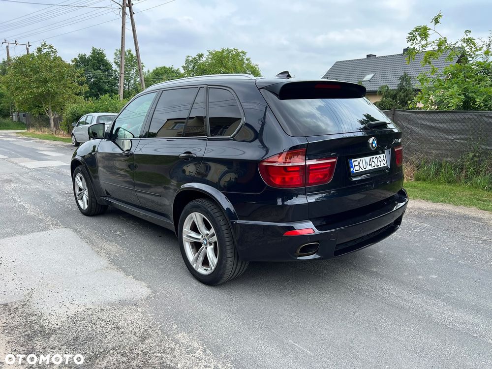 BMW X5 xDrive48i - 7
