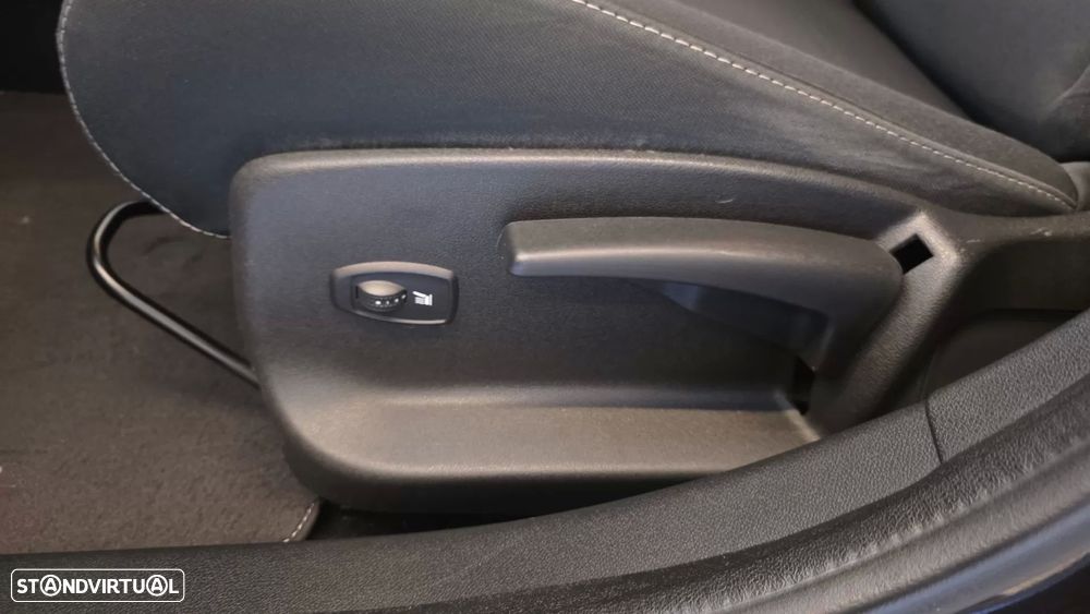 Renault Mégane Sport Tourer 1.5 dCi Dynamique S - 38