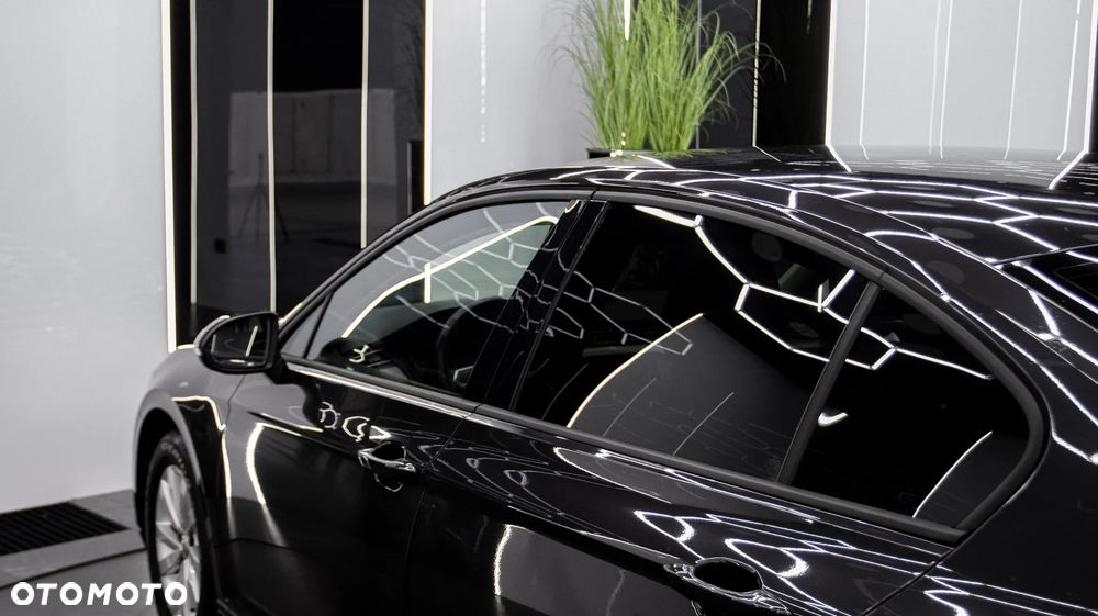 Volkswagen Passat 1.5 TSI EVO Essence DSG - 8
