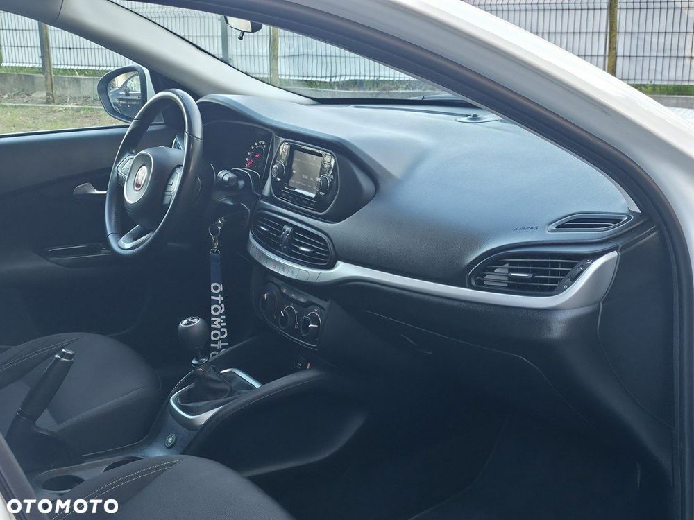 Fiat Tipo - 10