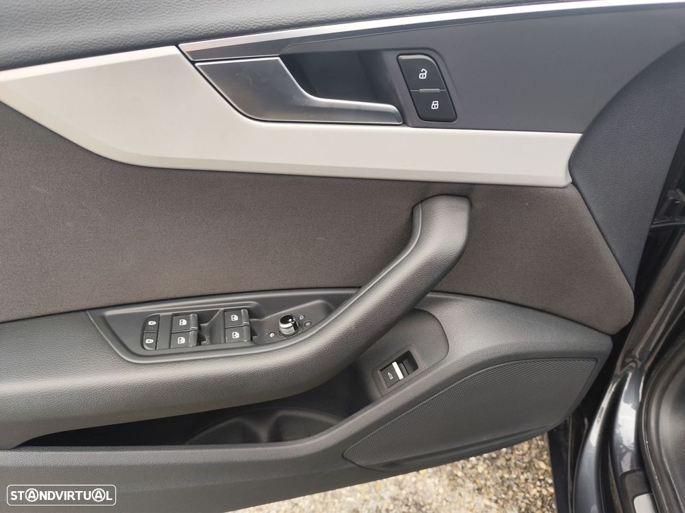 Audi A4 Avant 30 TDI S tronic - 20