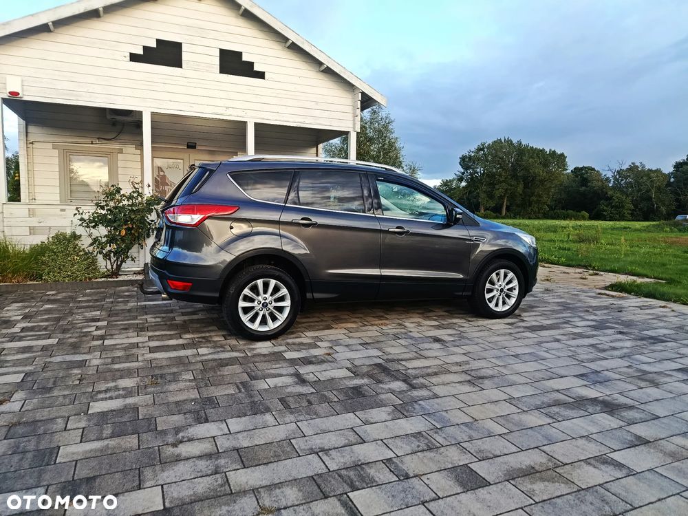 Ford Kuga 2.0 TDCi 4x2 Titanium - 15