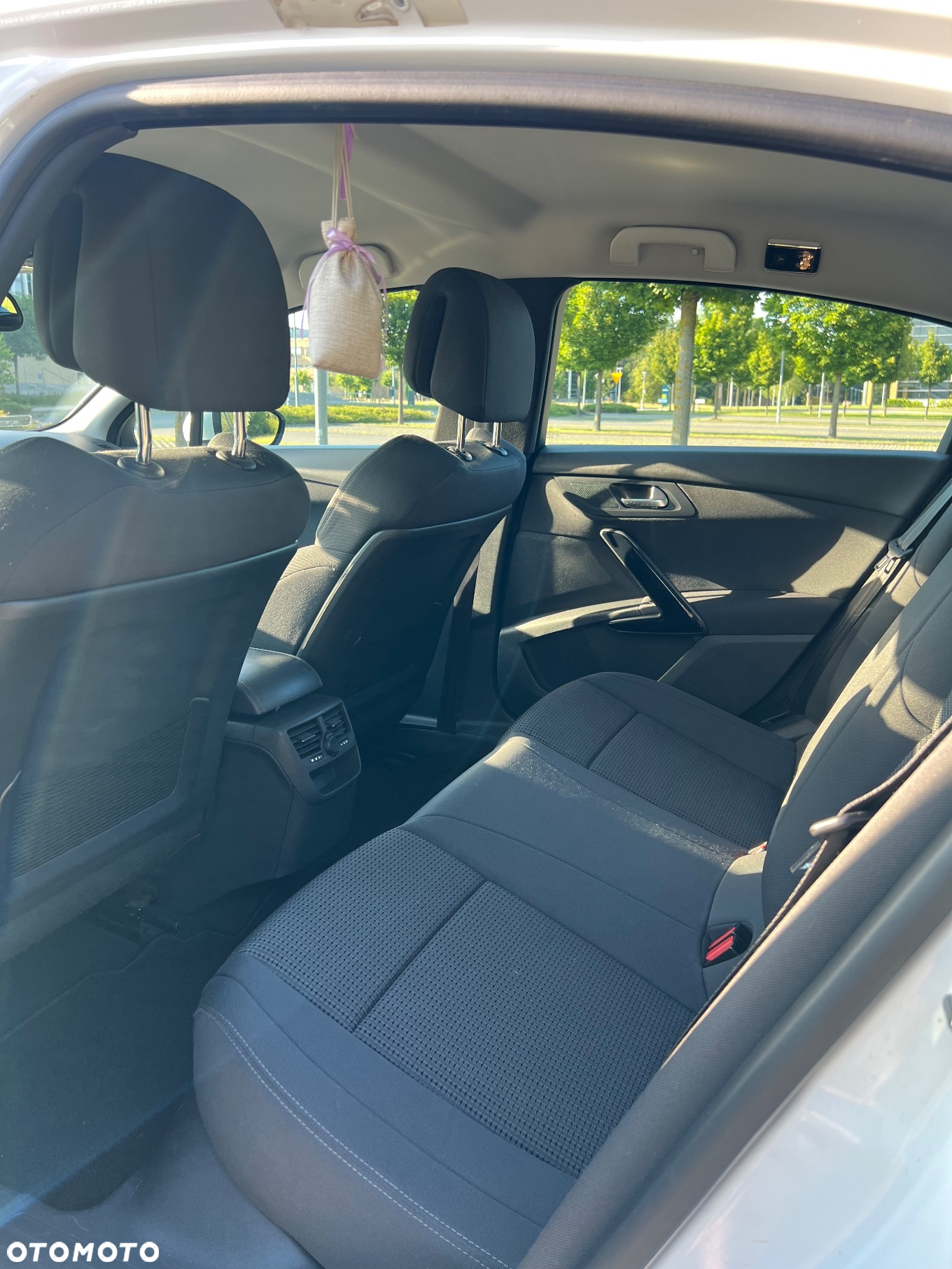 Peugeot 508 1.6 e-HDi Active S&S - 15