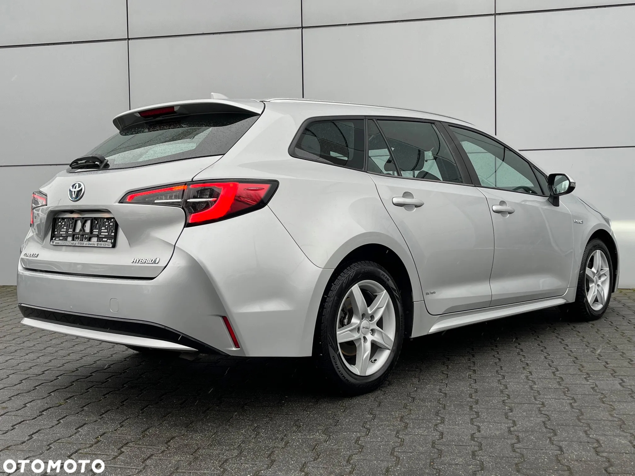Toyota Corolla 1.8 Hybrid Comfort - 9
